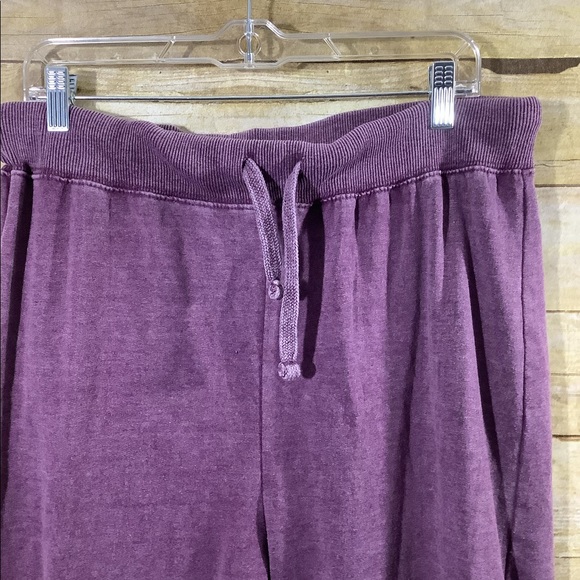 Women’s Bobbie Brooks size large sweats - Picture 2 of 4